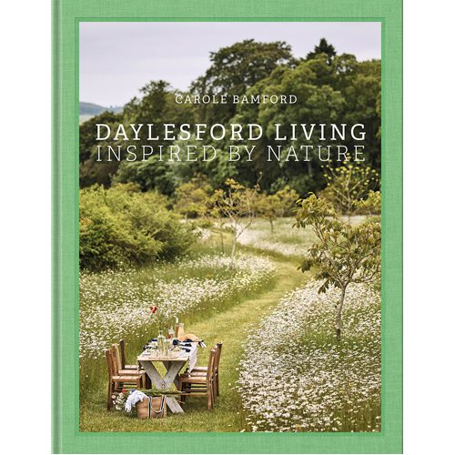 Daylesford Living: Inspired by Nature - Hardback